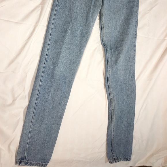 American Apparel - Picture 13 of 14